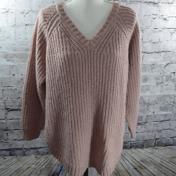 Lou & Grey Sweaters - Lou & Grey Blush Pink Chunky Oversize Sweater